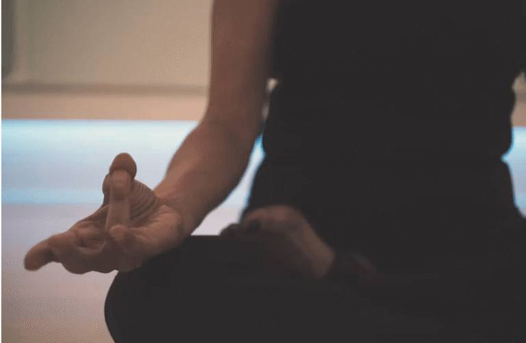 WOMEN&rsquo;S YOGA @ HUMBLE HUB